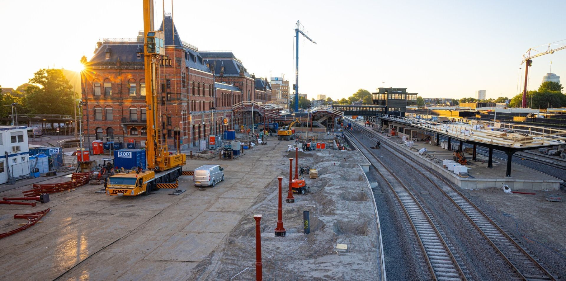 Construction site in front of the Groningen central station in summer 2025.