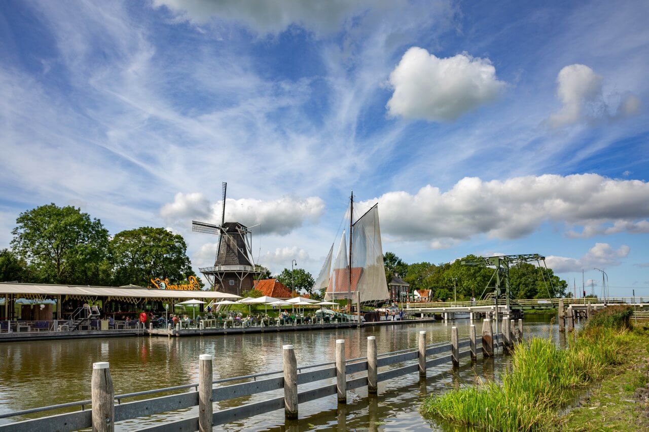 Garnwerd Aan Zee, Wilco Van Der Laan Medium (1)