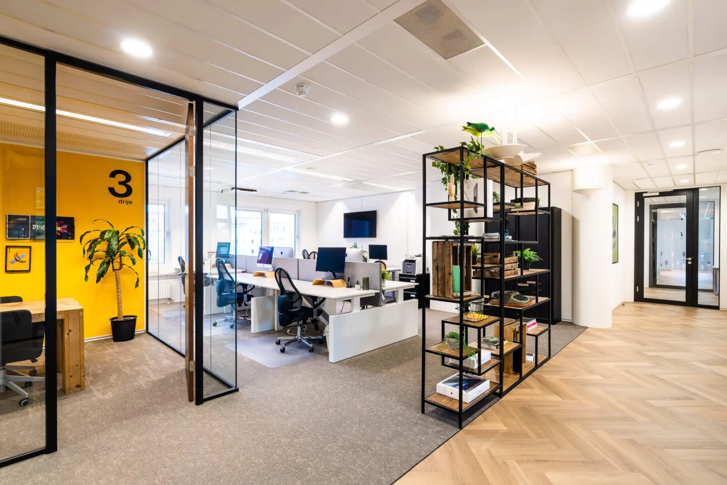 B2design Kantoor Werkruimte 1440×960